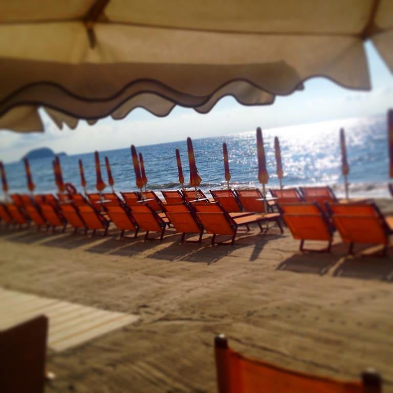 Hotel Gabbiano Alassio Exterior photo